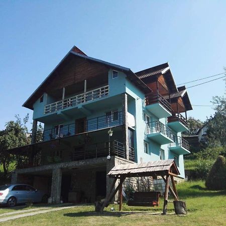 Apartmán Casa Pelerinului Capatineni-Paminteni Exteriér fotografie
